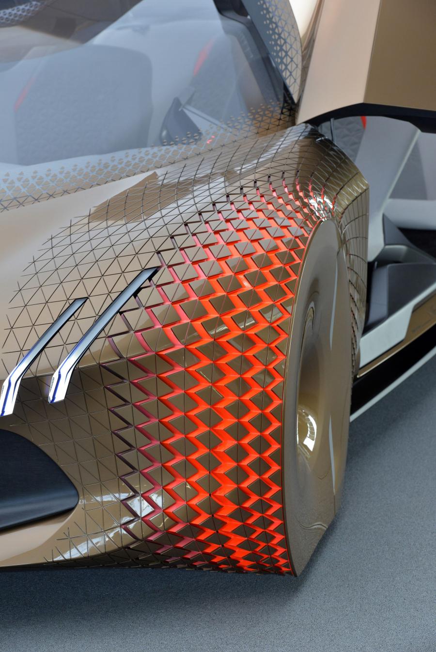  BMW Vision Next 100 2016 года  (фото 112 из 157)